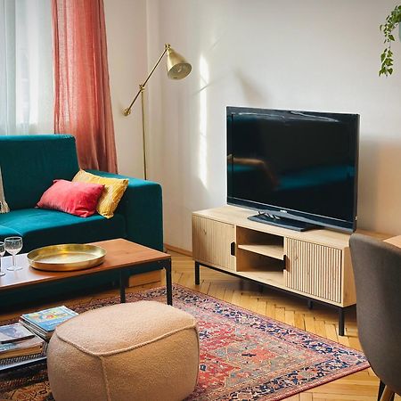 Boho Apartment In Old Town 브라티슬라바 외부 사진